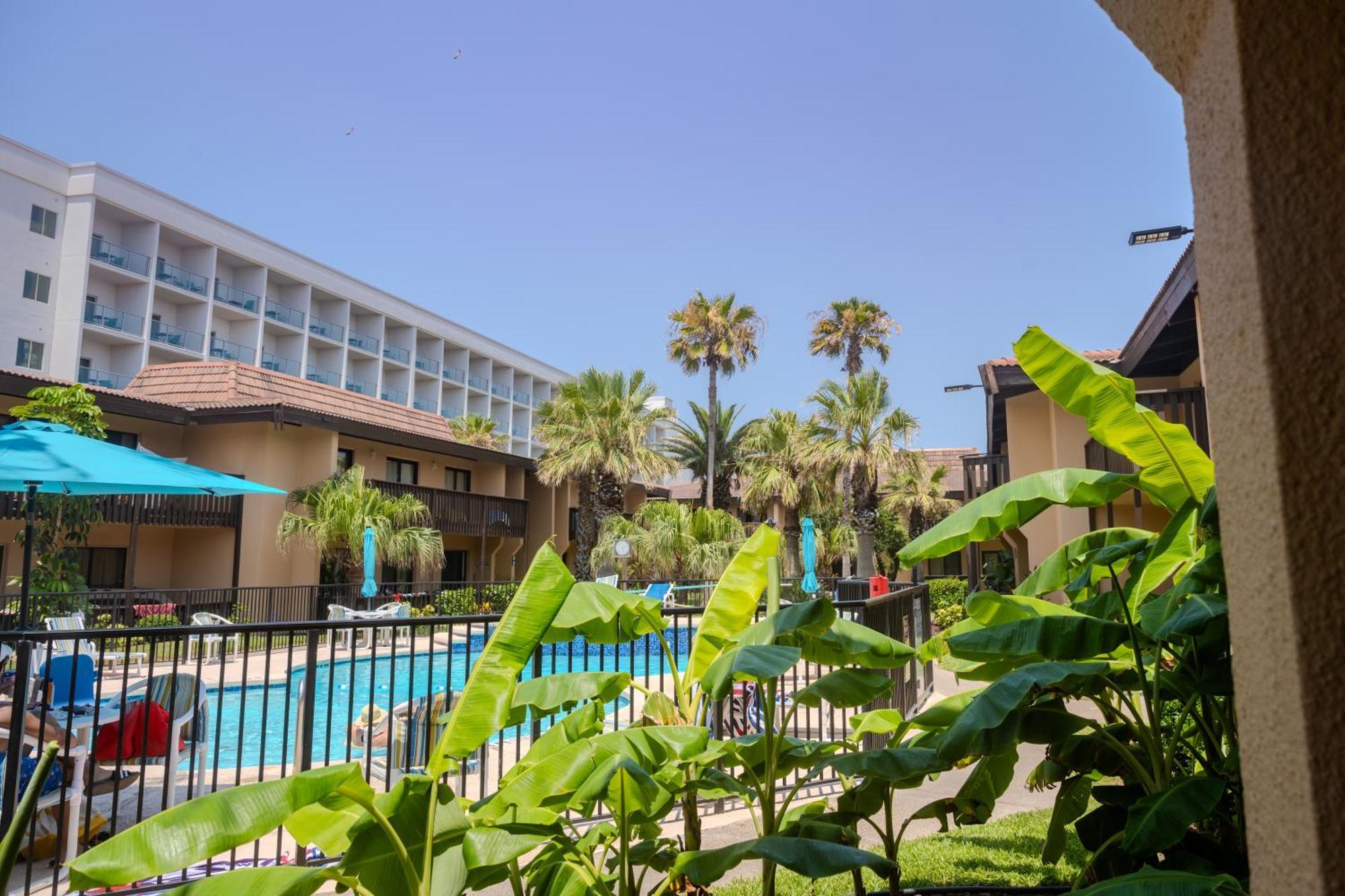 Flamingos Hideaway Stylish 1Br Coastal Escape 155 Apartment เซาท์ปาเดรไอส์แลนด์ ภายนอก รูปภาพ